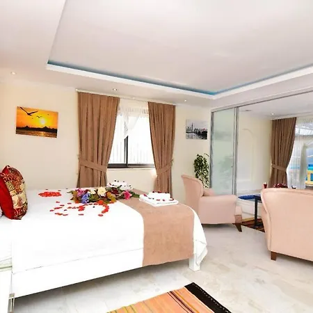 Buesra / Kalkan كاس