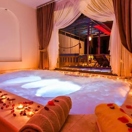 Buesra / Kalkan 4* كاس
