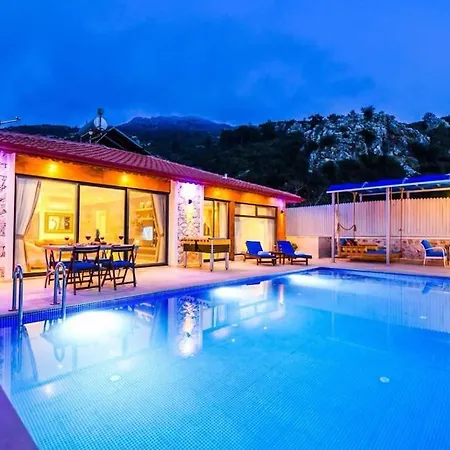 Buesra / Kalkan فندق